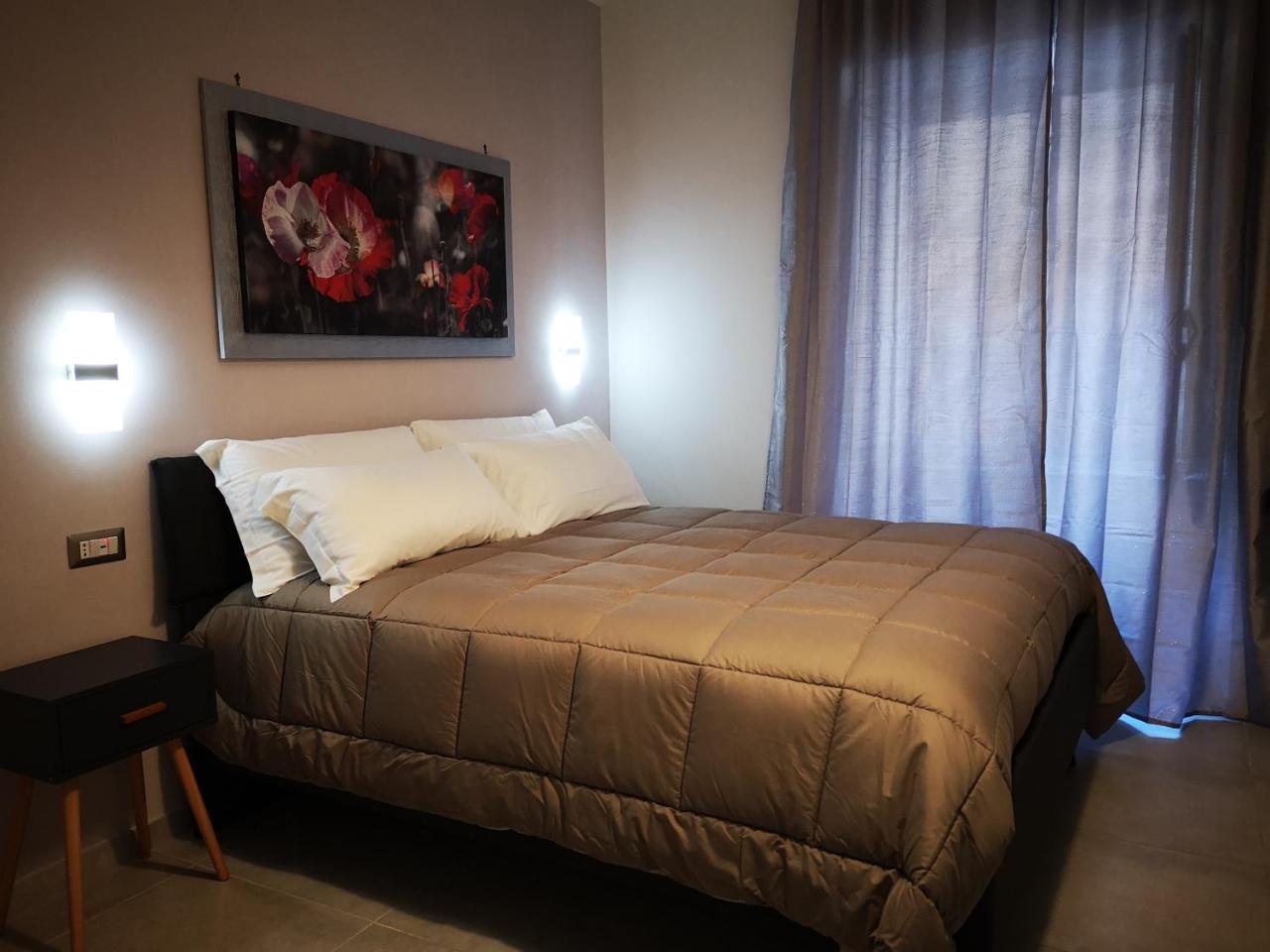 ナポリ A Due Passi Dal Museo Bed & Breakfast エクステリア 写真