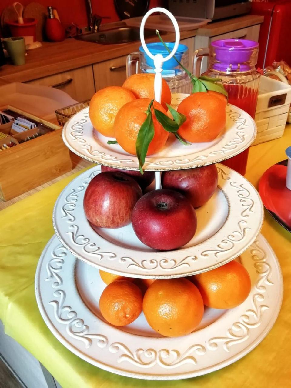 ナポリ A Due Passi Dal Museo Bed & Breakfast エクステリア 写真