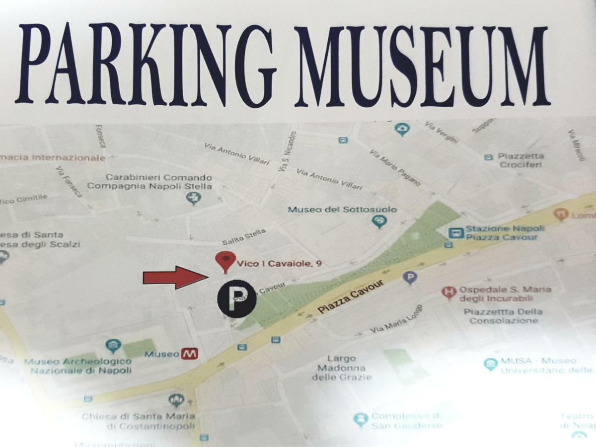 ナポリ A Due Passi Dal Museo Bed & Breakfast エクステリア 写真
