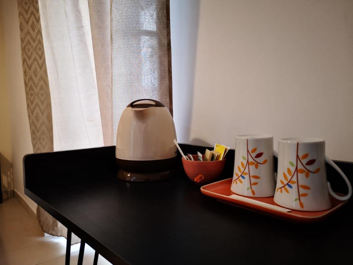 ナポリ A Due Passi Dal Museo Bed & Breakfast エクステリア 写真